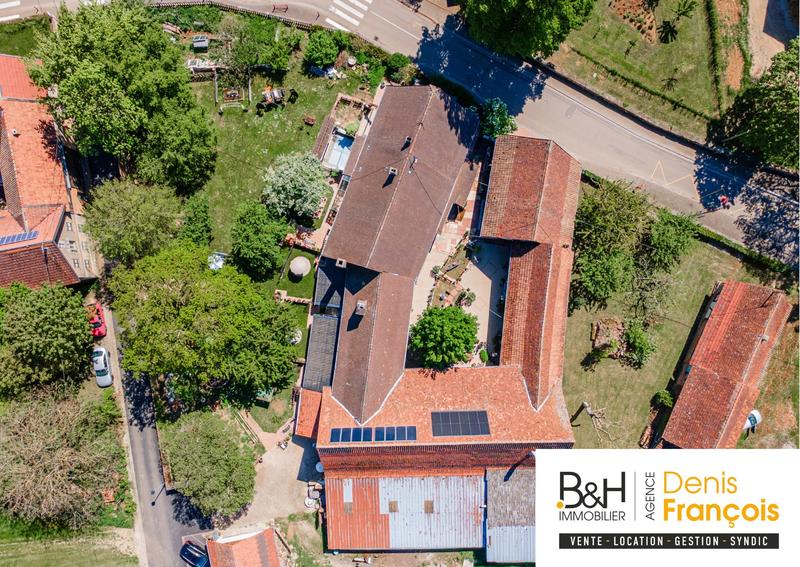 Maison ancienne - 444 m² - 10 pièces