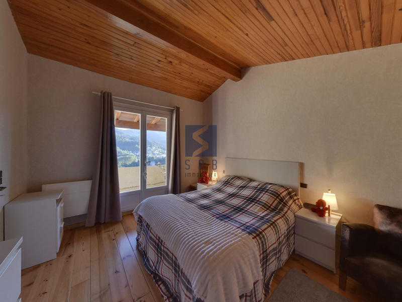 Maison - 140 m² - 6 pièces