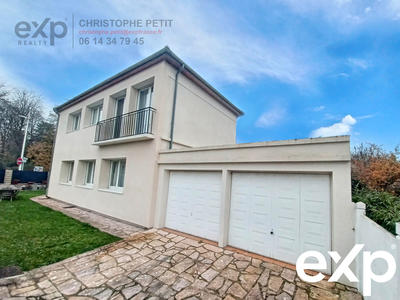 Maison - 150 m² - 7 pièces