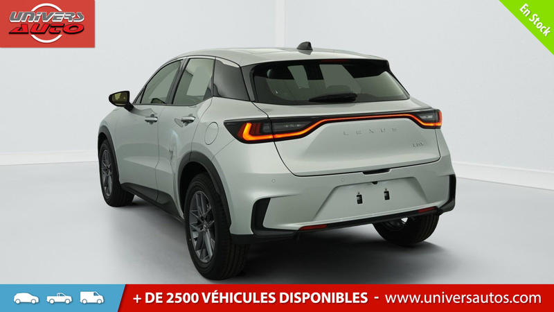 Lexus Lbx 2wd Business