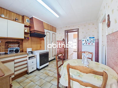 Maison - 96 m² - 4 pièces