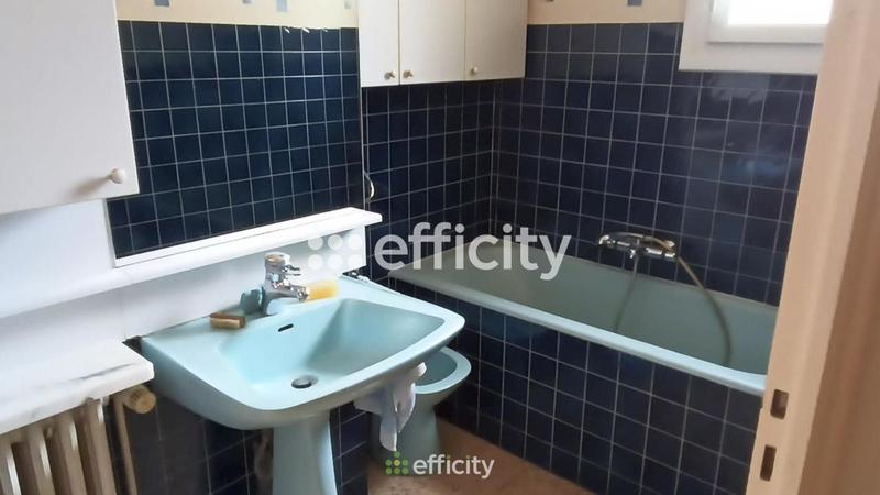 Maison - 95 m² - 4 pièces