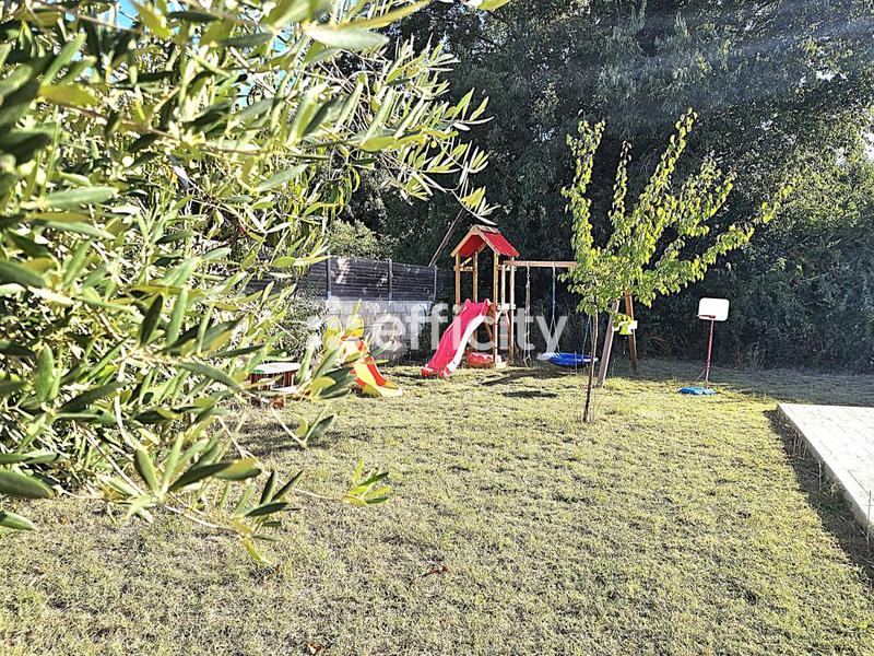 Villa - 187 m² - 7 pièces