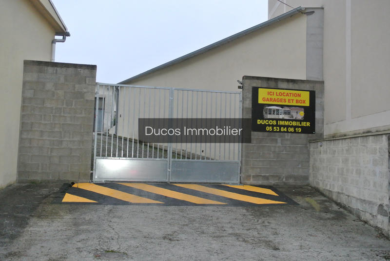 Parking / Garage - 6 m²