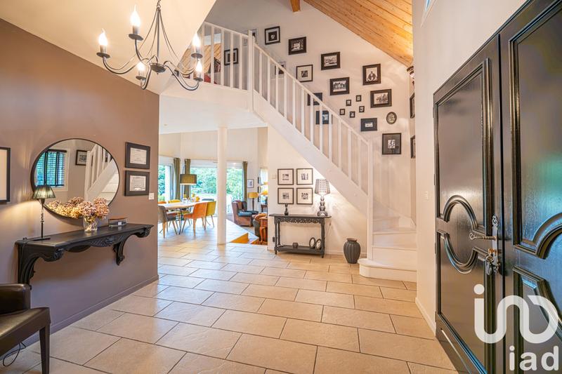 Maison - 190 m² - 7 pièces