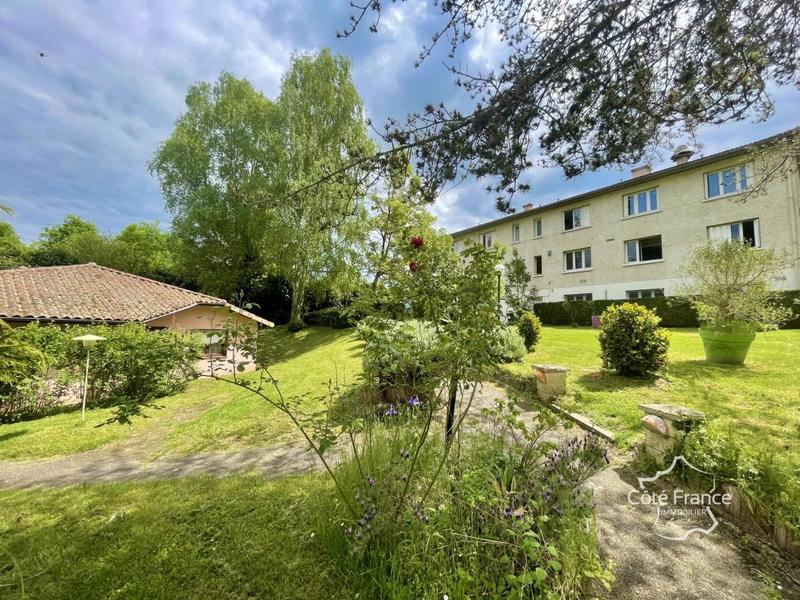 Fonds de commerce - Local commercial - 900 m²