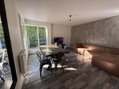 Appartement - 81 m² - 4 pièces