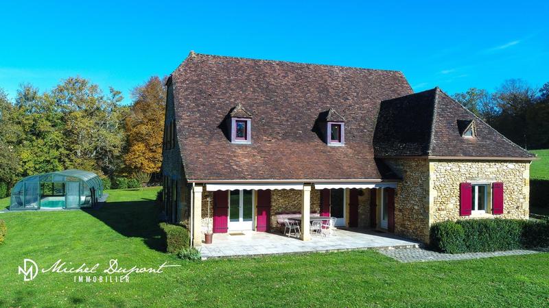 Maison - 200 m² - 8 pièces