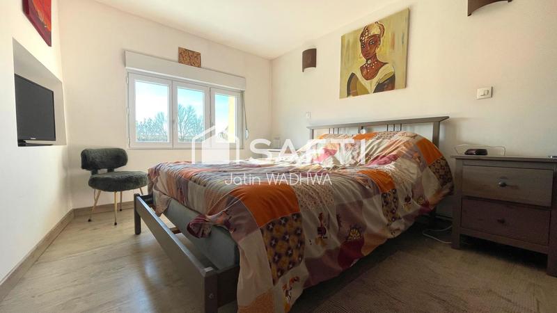 Maison - 198 m² - 8 pièces