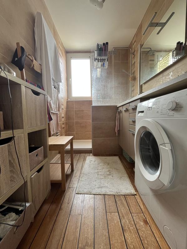 Appartement - 82 m² - 3 pièces