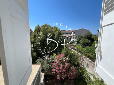 Appartement - 82 m² - 4 pièces