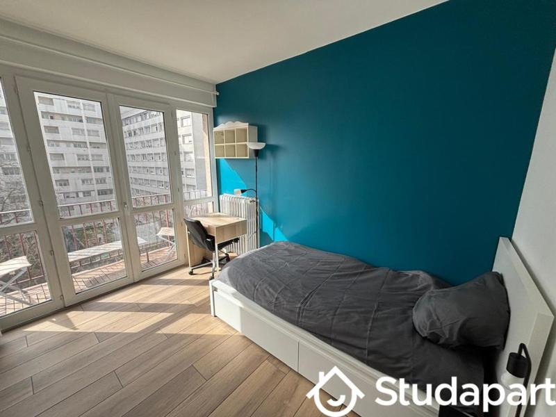 Chambre - 11 m² - 1 pièce