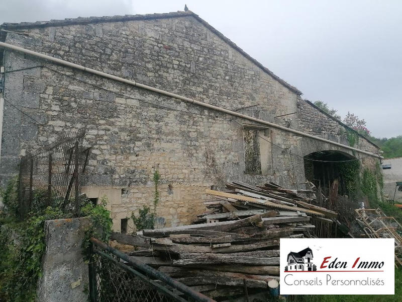 Maison ancienne - 200 m² - 1 pièce