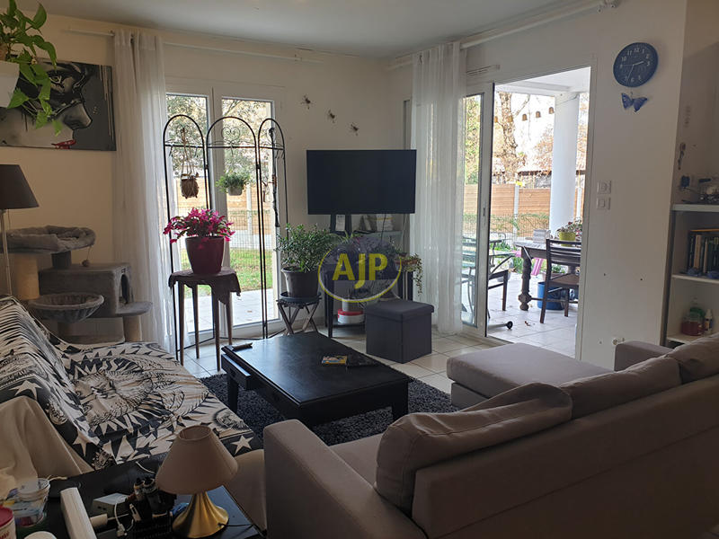 Appartement - 66 m² - 3 pièces