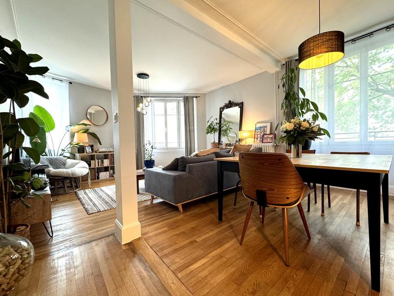 Appartement - 82 m² - 3 pièces