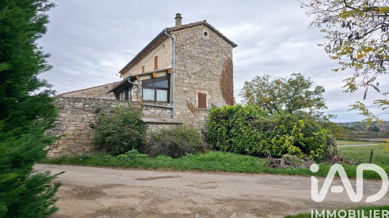 Maison - 141 m² - 6 pièces