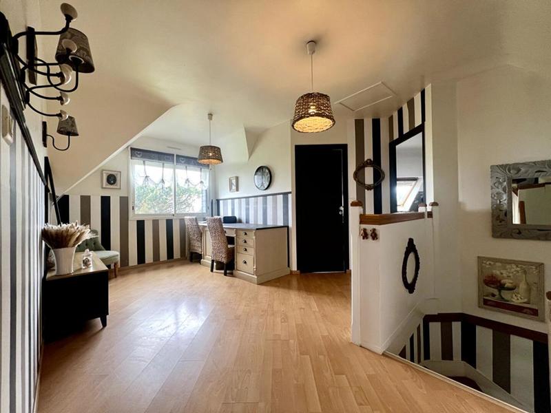 Maison - 130 m² - 5 pièces