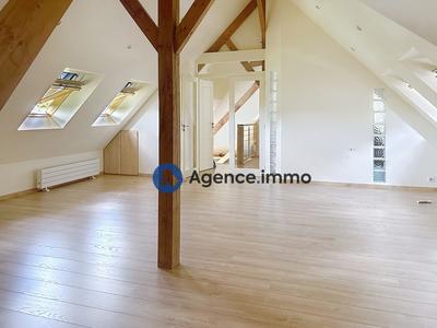 Maison - 192 m² - 6 pièces