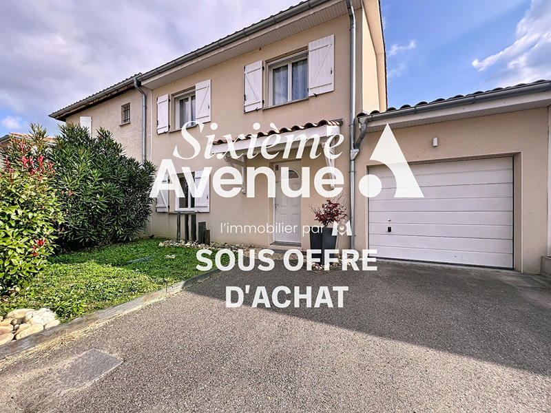 Maison - 95 m² - 5 pièces