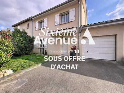 Maison - 95 m² - 5 pièces