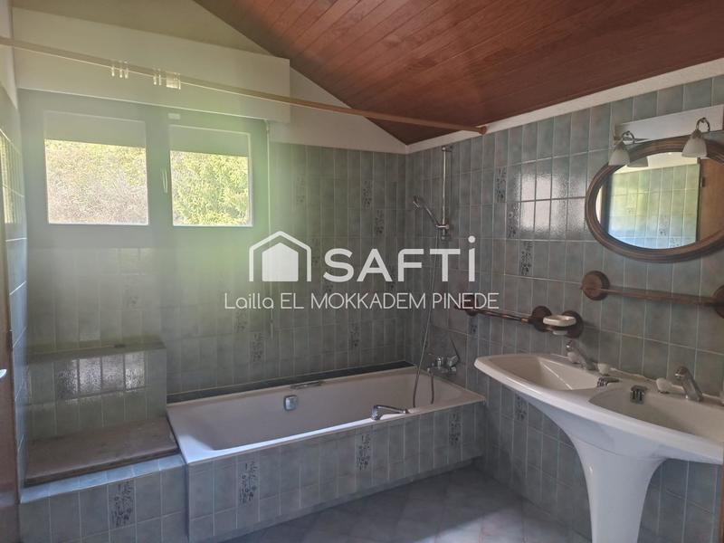 Maison - 107 m² - 6 pièces