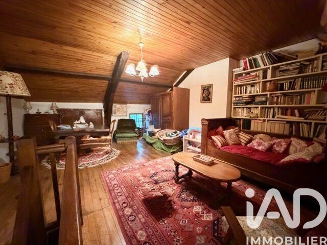 Maison de village - 275 m² - 6 pièces