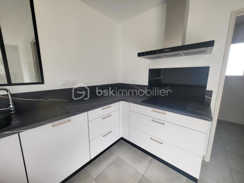 Maison - 102 m² - 4 pièces