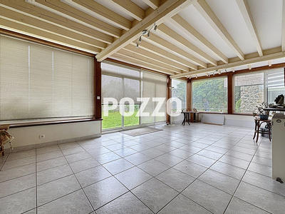 Maison - 199 m² - 2 pièces