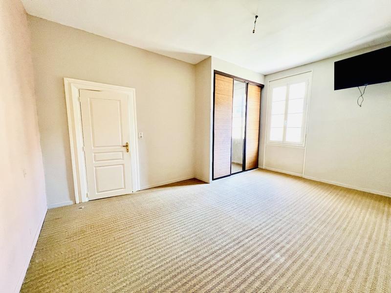 Maison - 200 m² - 4 pièces