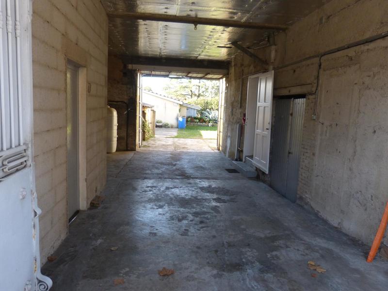 Villa - 180 m² - 10 pièces