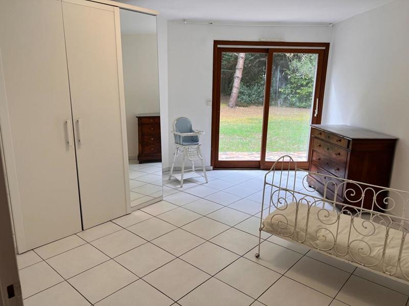 Villa - 225 m² - 6 pièces