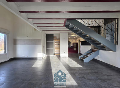 Maison - 112 m² - 5 pièces