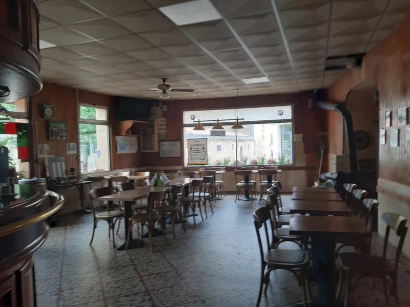 Maison - 384 m² - 10 pièces