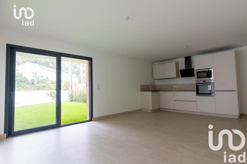 Appartement - 92 m² - 4 pièces