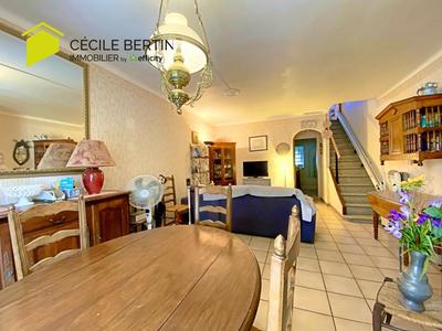 Maison - 97 m² - 3 pièces