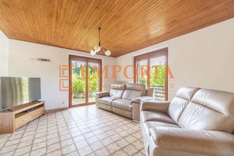 Maison - 184 m² - 8 pièces