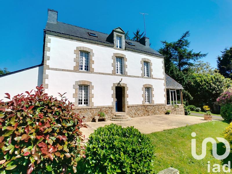 Maison - 390 m² - 4 pièces