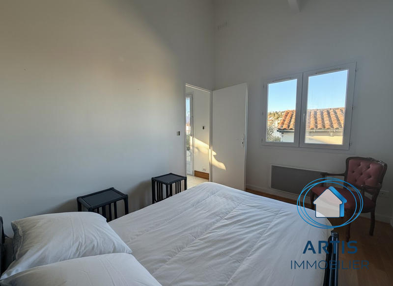 Appartement - 100 m² - 4 pièces