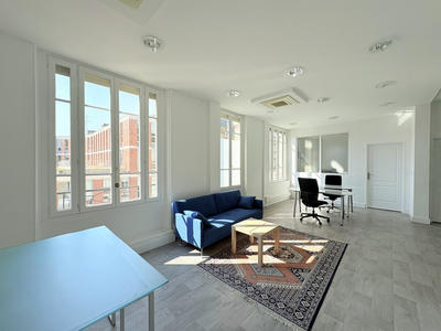 Bureau - 72 m² - 4 pièces