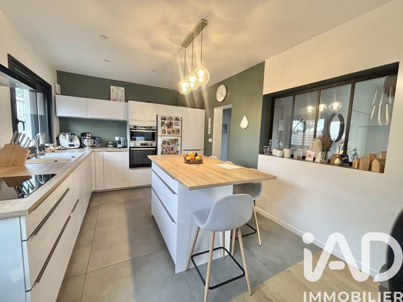 Maison - 160 m² - 7 pièces