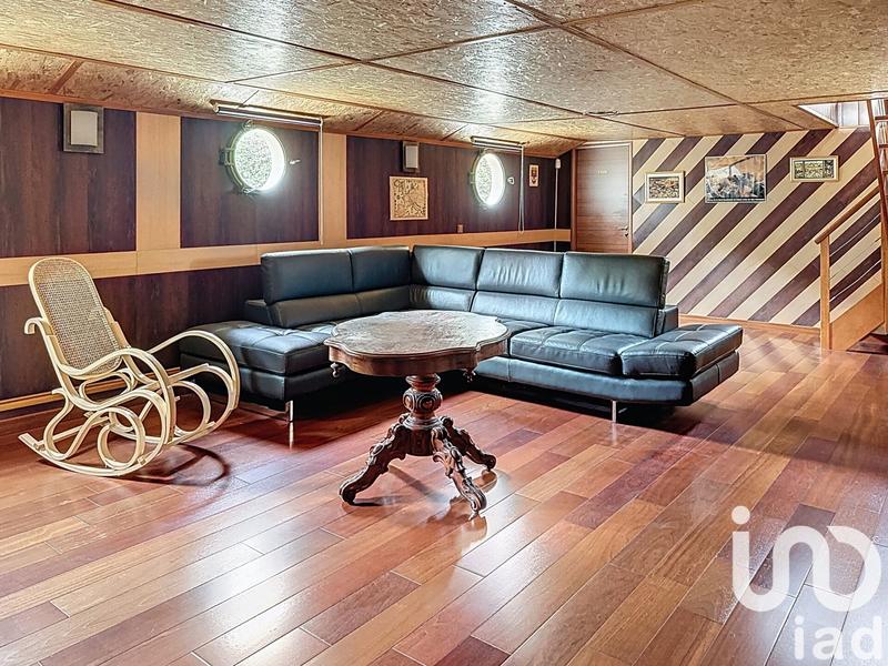 Appartement - 215 m² - 7 pièces