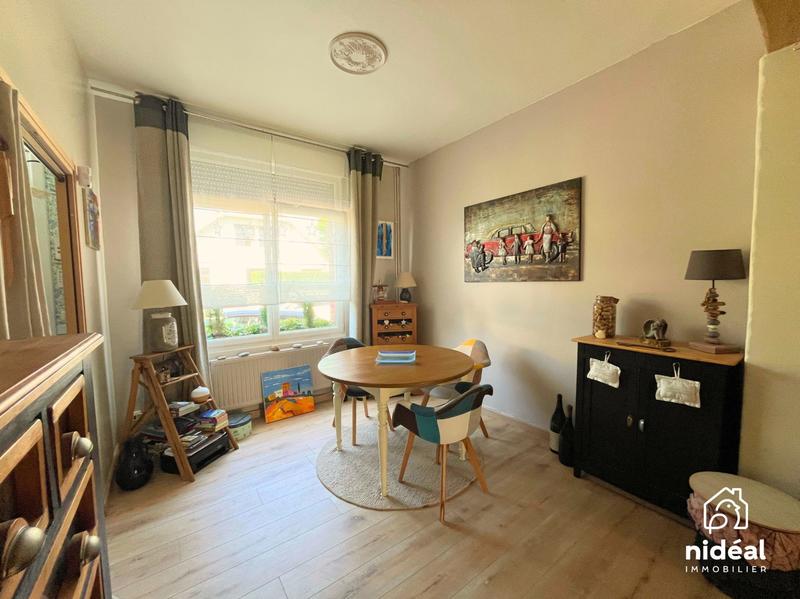 Maison - 90 m² - 5 pièces