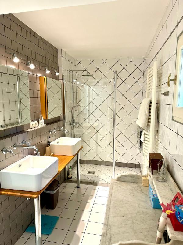 Villa - 170 m² - 6 pièces