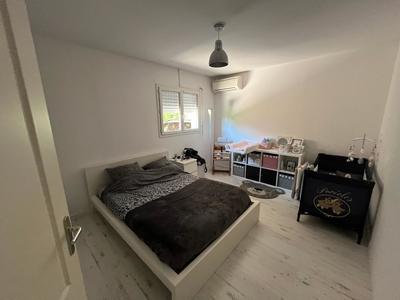 Maison - 208 m² - 5 pièces