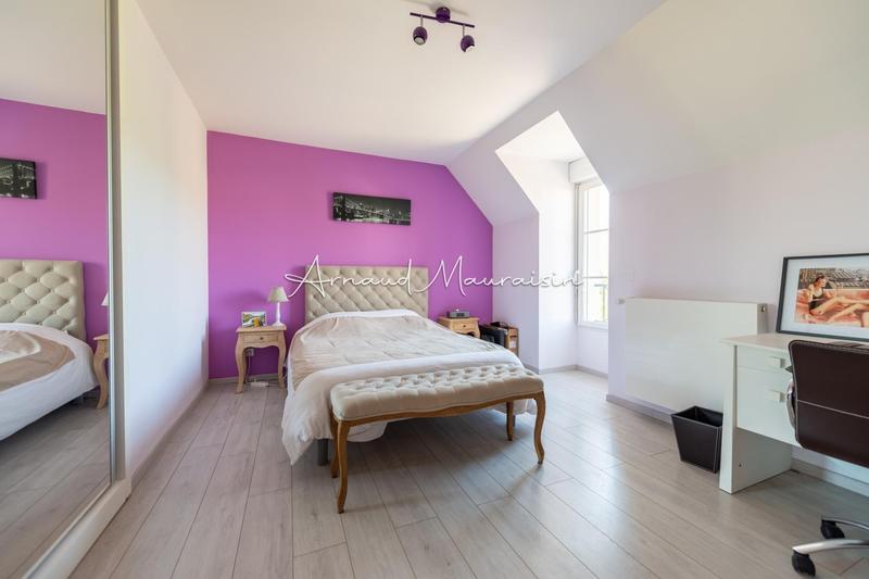 Maison - 162 m² - 6 pièces