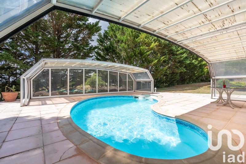 Maison - 215 m² - 6 pièces