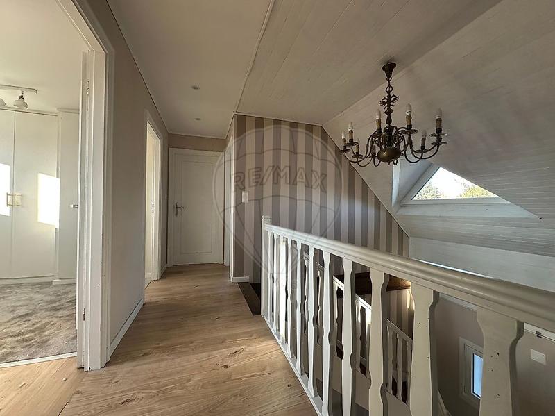 Propriété - 185 m² - 7 pièces