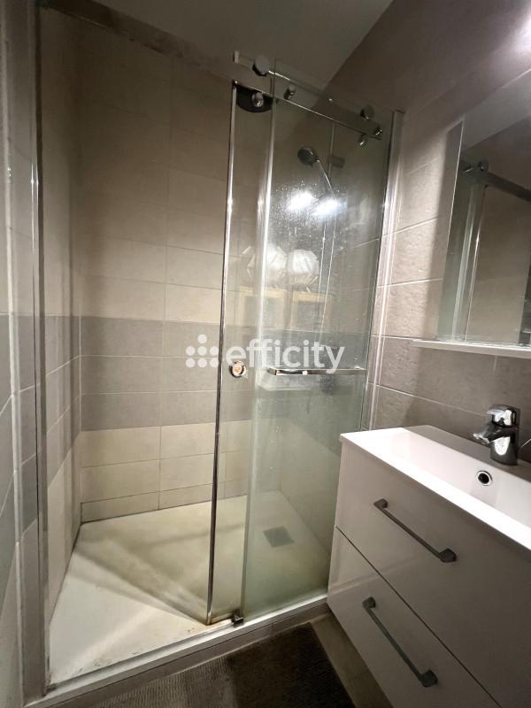 Maison - 143 m² - 6 pièces