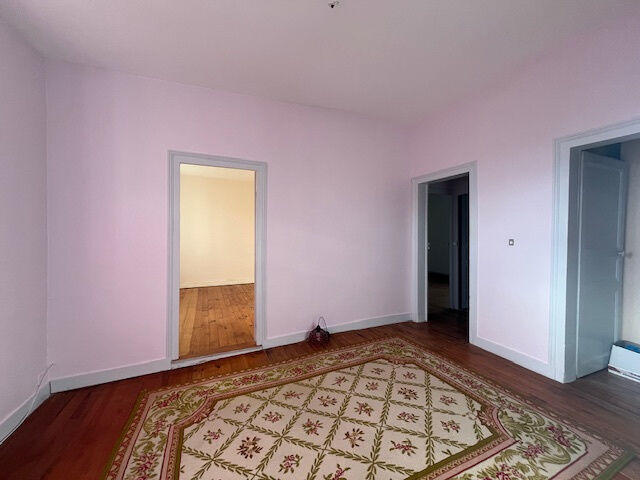 Maison - 166 m² - 7 pièces