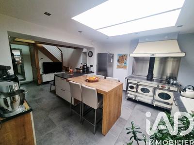 Maison - 146 m² - 8 pièces